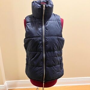 NWT Old Navy Women's Puffer Vest Size Small